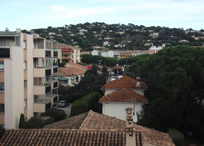Appartamento Spacieux Et Calme Classé 4 Etoiles, à 300m De La Sainte-Maxime