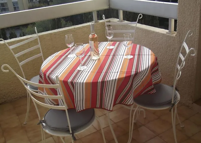 Appartamento Spacieux Et Calme Classé 4 Etoiles, à 300m De La Sainte-Maxime